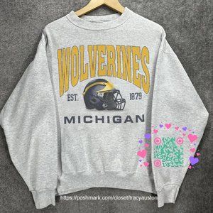 Vintage University of Michigan Wolverines Football Sweatshirt Michigan Shirt tee